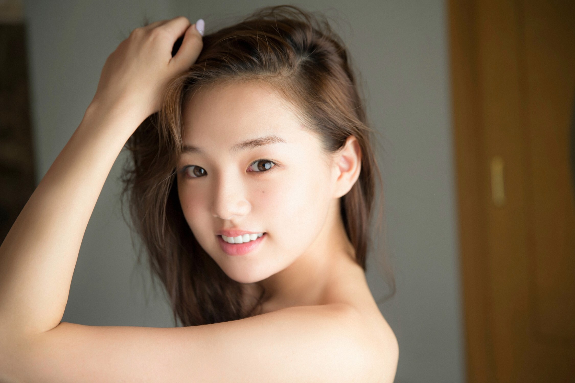 YS-Web-Vol.682Ai Shinozaki 篠崎愛 - あっためて